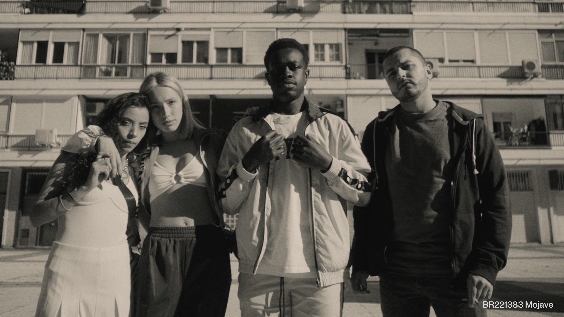 BR221383 Mojave Look Development